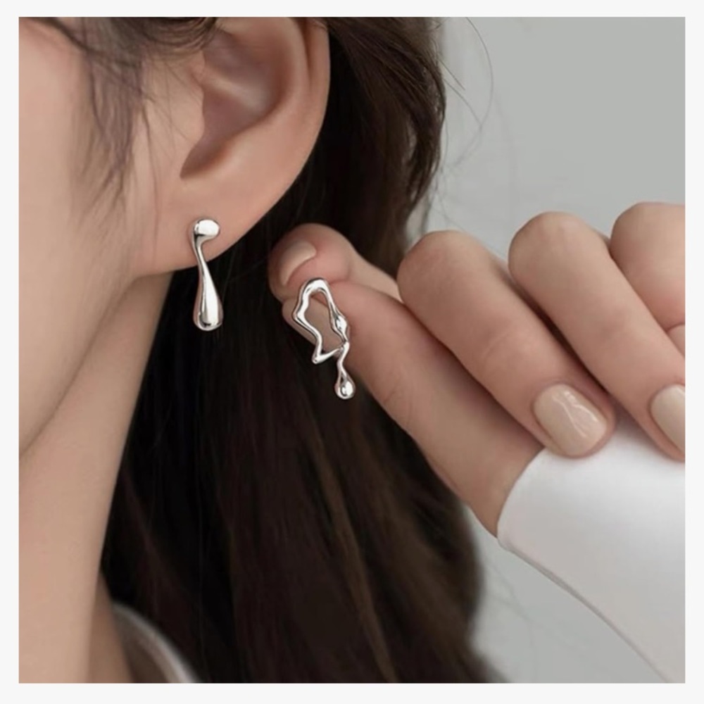 Fashion Waterdrop Earrings.